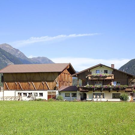 Villa Ferienbauernhof Wendlshof Längenfeld Esterno foto